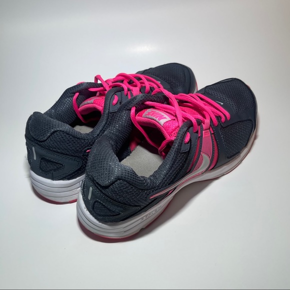 Nike Dart 10 Women’s Sz 10 Gray & Pink Shoes - Picture 4 of 9